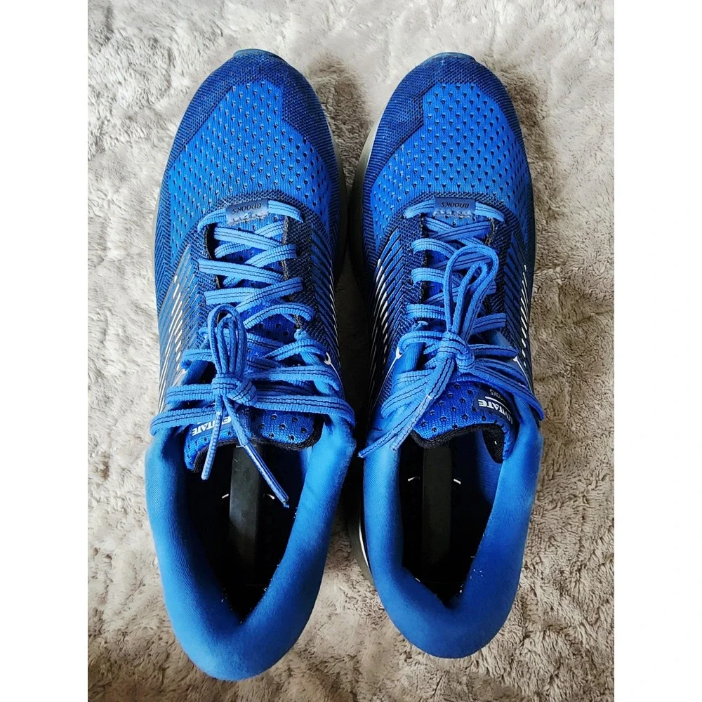 Brooks levitate running